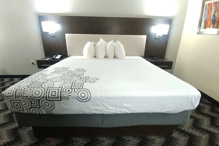 Room 20 of 32